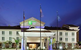 Holiday Inn Express & Suites Dinuba West By Ihg