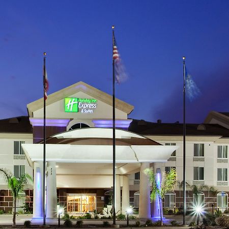 Holiday Inn Express & Suites Dinuba West By Ihg Exterior photo