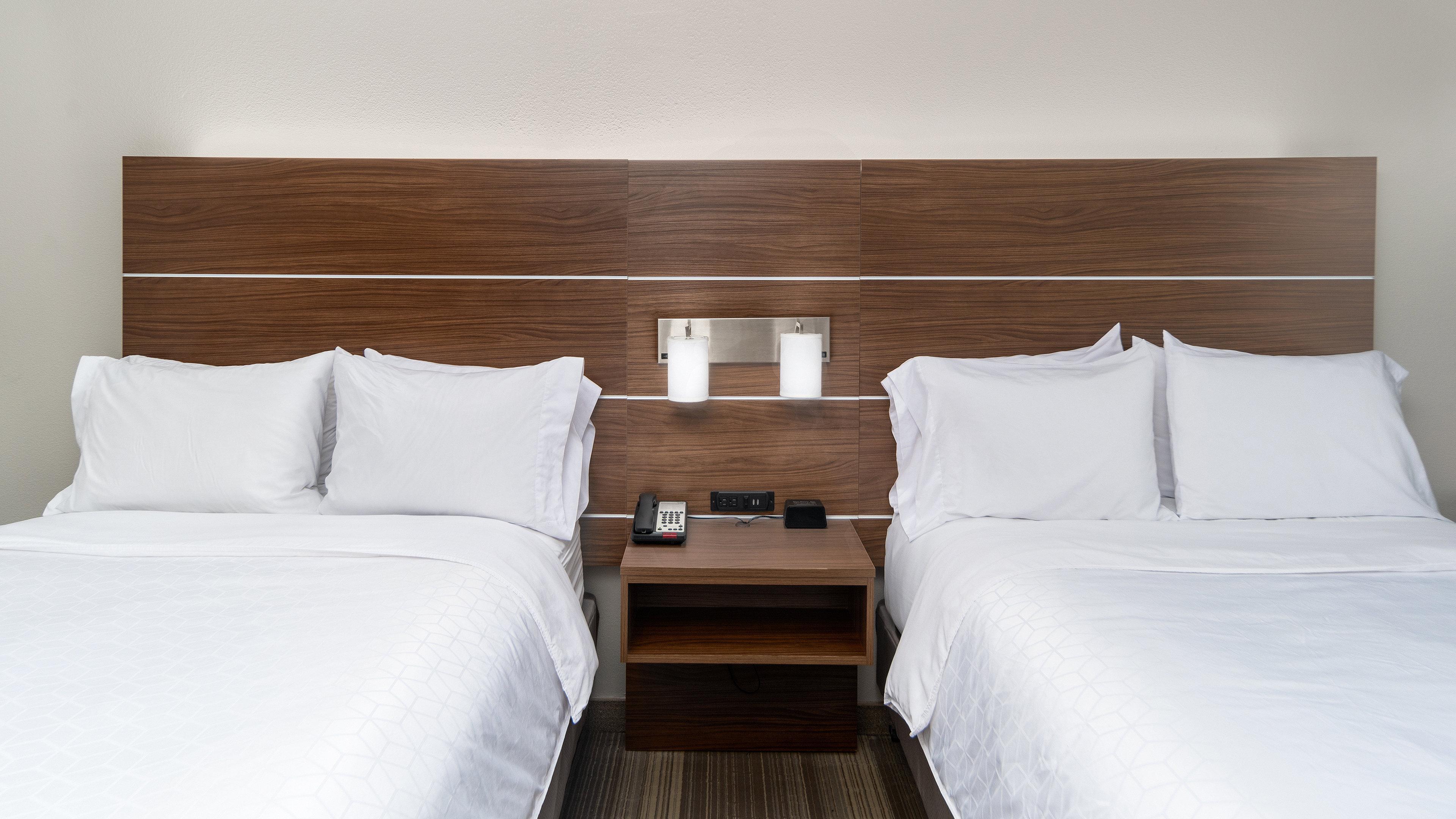 Holiday Inn Express & Suites Dinuba West By Ihg Exterior photo